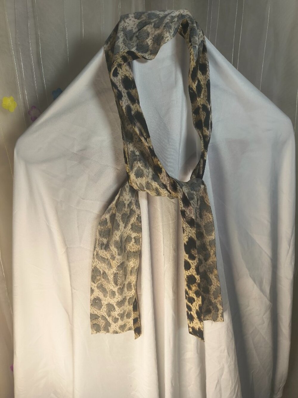 Unbranded Scarf Cheetah pattern 4 by 48 inches